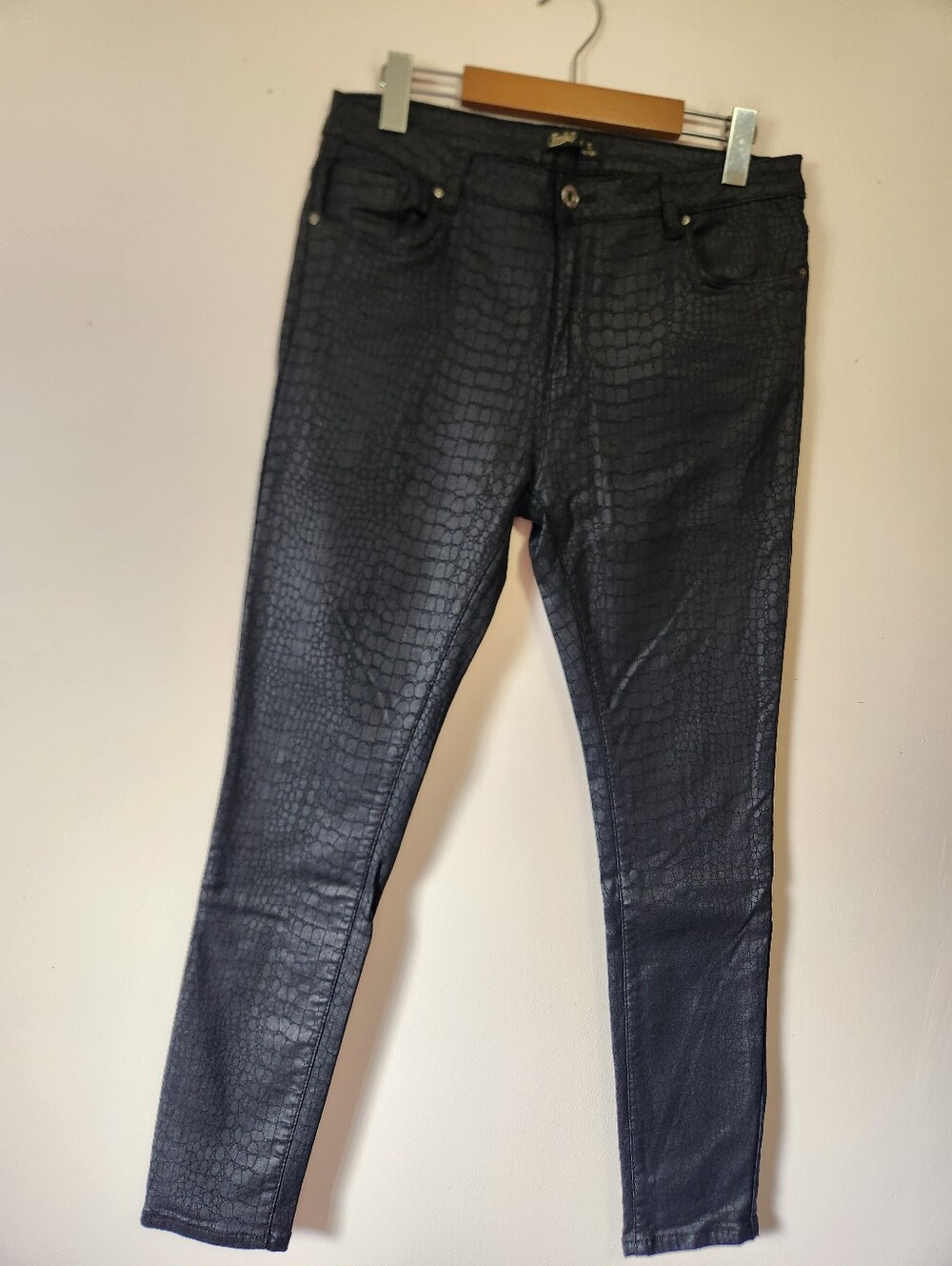 Toxik3 Black Coated Crocodile Print Skinny Jeans Size XXL US 12 Like New Y2K